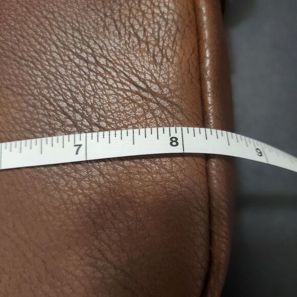 **Last Chance!! Final Sale** Weixier brown messenger bag - Picture 4 of 8